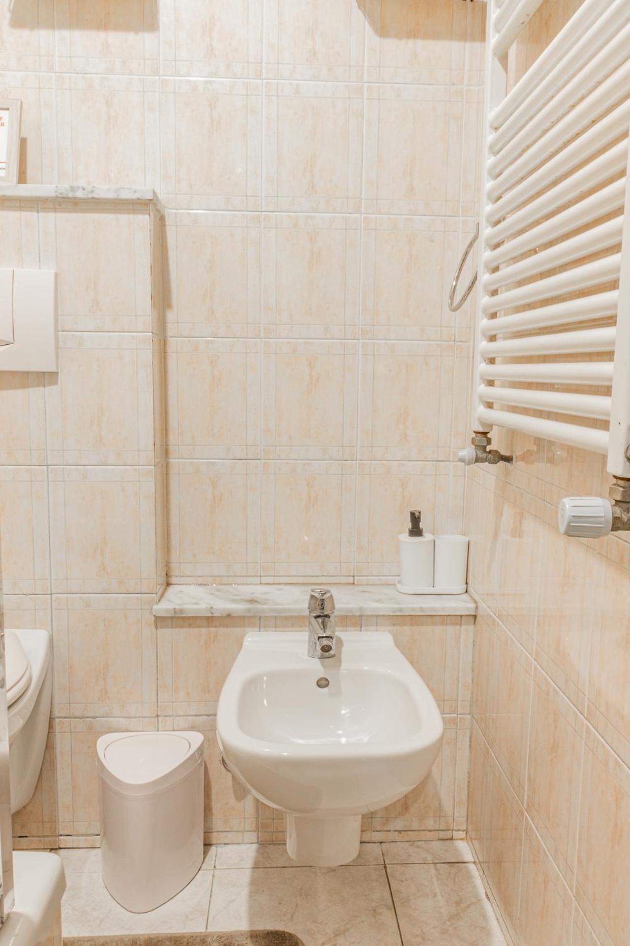 Free Parking - 5 Min By Walk From City Center โกโม ภายนอก รูปภาพ